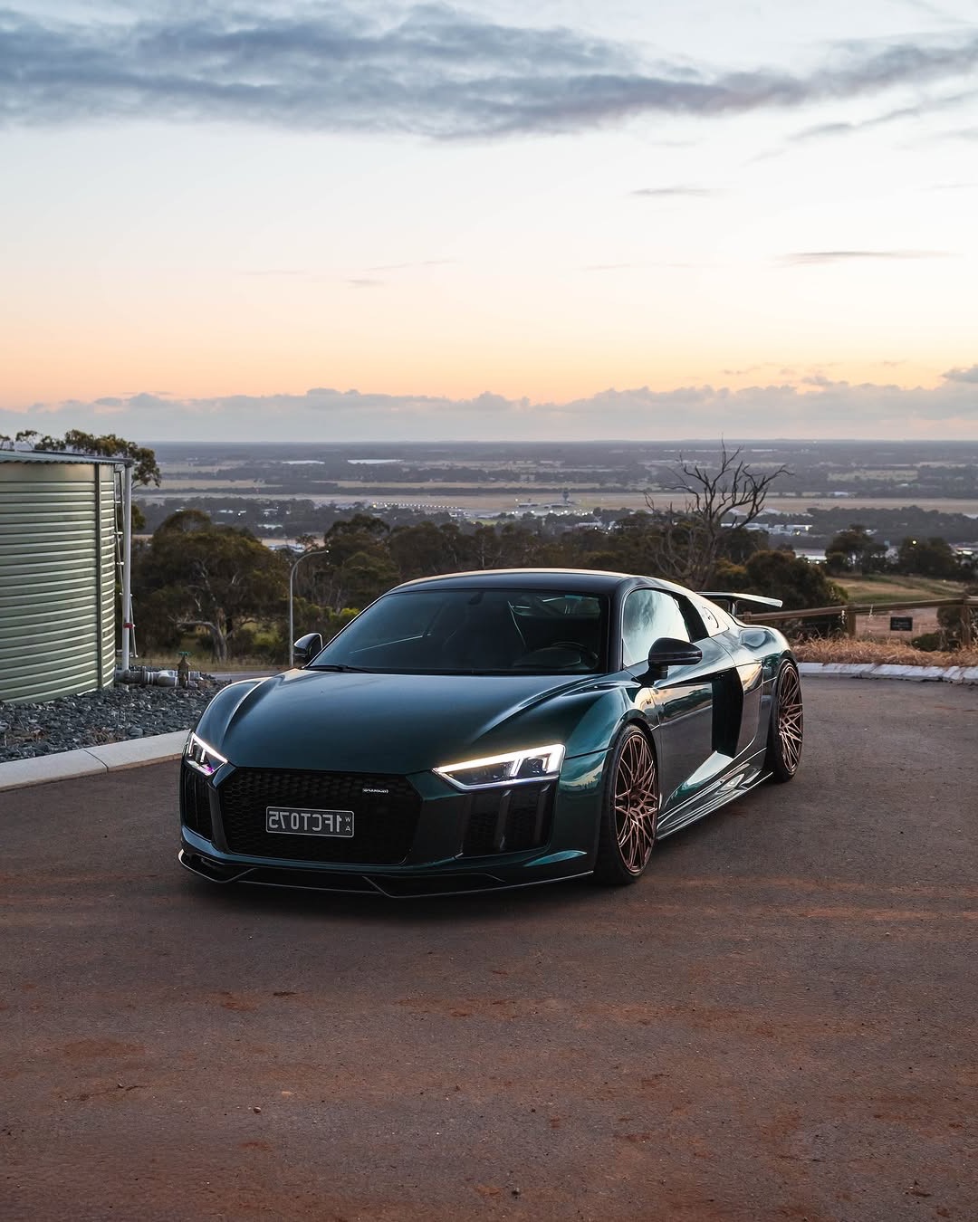 Audi R8 V10